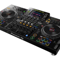 PIONEER - XDJ-XZ (Vue Latéral)