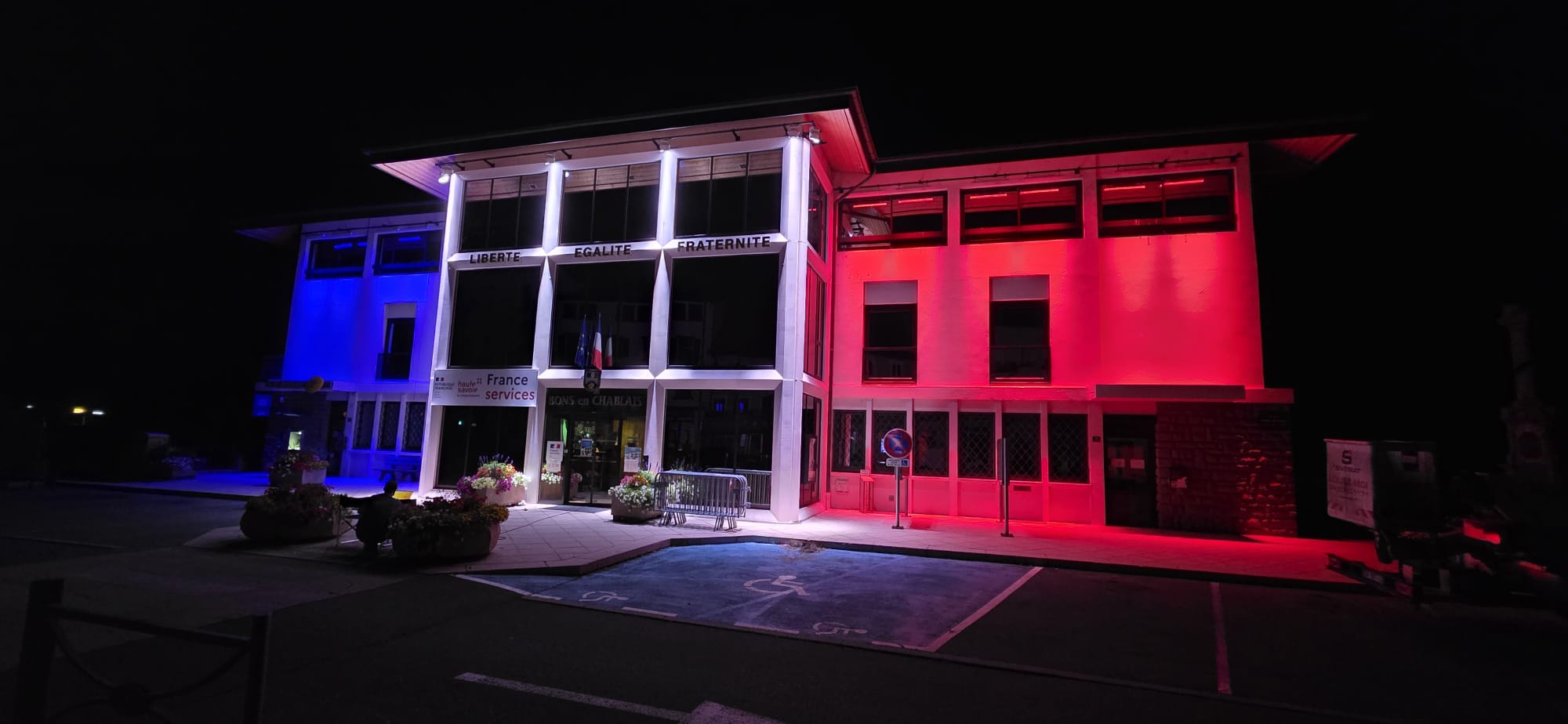 Eclairage mairie de bons en chablais
