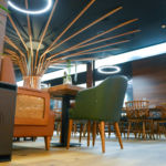 Restaurant 8 OAK Geneva: Installation et Intégration des Caissons TURBOSOUND. Restaurant 8 OAK Geneva - Caisson de basse TurboSound